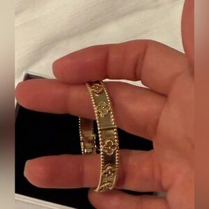 14k Gold Bracelet with clover Floral Design